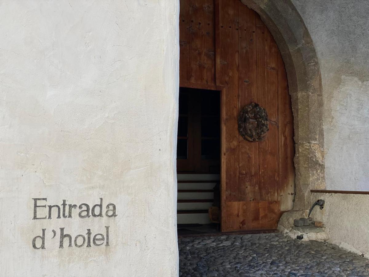 Hotel Chasa Chalavaina Mustair Exterior photo